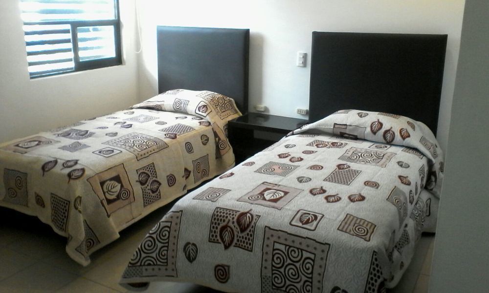 Hotel Ross Morelia Kültér fotó