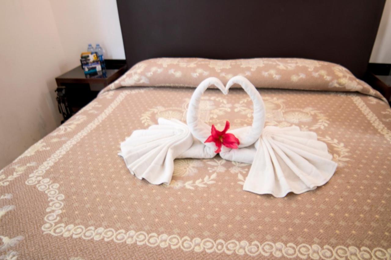 Hotel Ross Morelia Kültér fotó